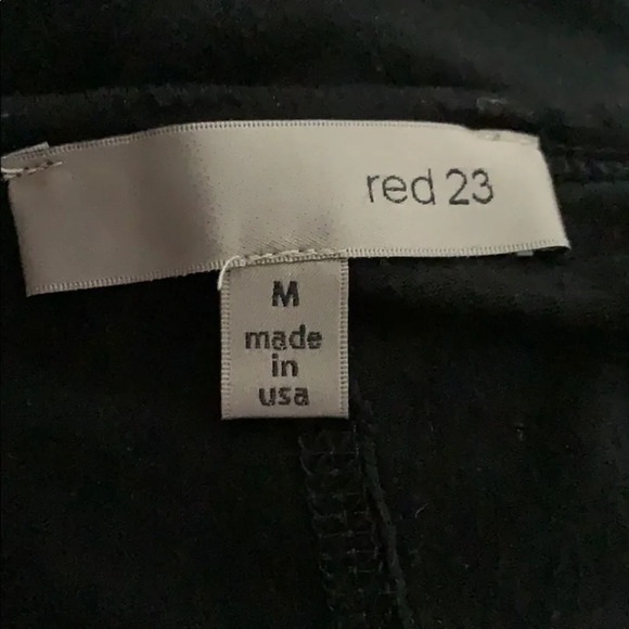 red23 black stretch jersey asymmetrical hem top, M - Picture 5 of 5